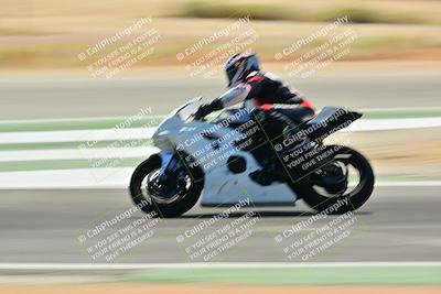 media/Sep-07-2025-TrackXperience (Sun) [[ee17e62fad]]/Level 2/Session 4 (Lower Chicane)/